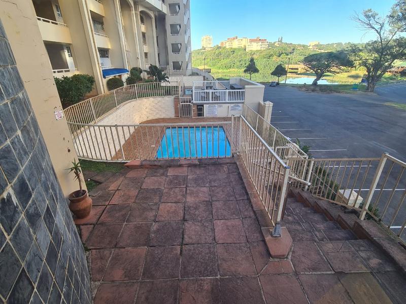 To Let 3 Bedroom Property for Rent in Amanzimtoti KwaZulu-Natal