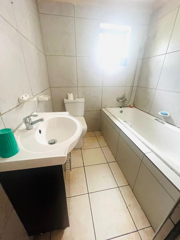 3 Bedroom Property for Sale in Umlazi U KwaZulu-Natal