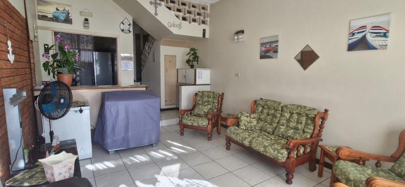 2 Bedroom Property for Sale in Margate KwaZulu-Natal