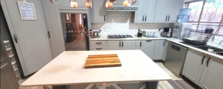 4 Bedroom Property for Sale in Veld En Vlei KwaZulu-Natal