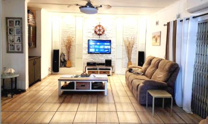 4 Bedroom Property for Sale in Veld En Vlei KwaZulu-Natal