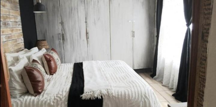 4 Bedroom Property for Sale in Veld En Vlei KwaZulu-Natal