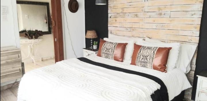 4 Bedroom Property for Sale in Veld En Vlei KwaZulu-Natal