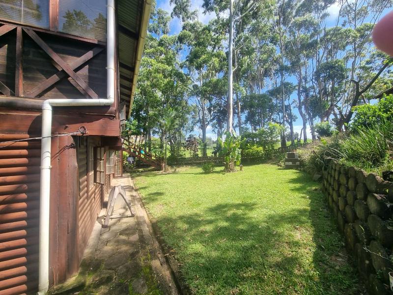 5 Bedroom Property for Sale in Hibberdene KwaZulu-Natal