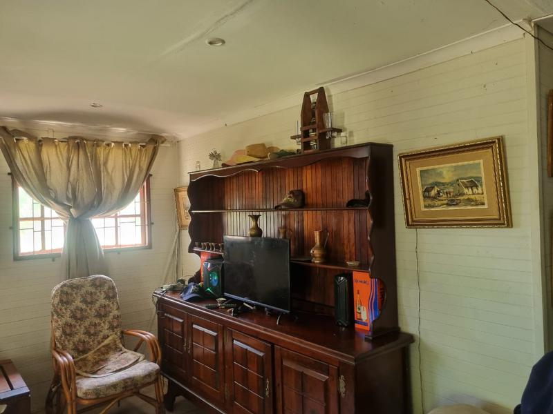 5 Bedroom Property for Sale in Hibberdene KwaZulu-Natal