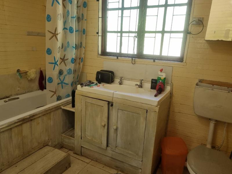 5 Bedroom Property for Sale in Hibberdene KwaZulu-Natal