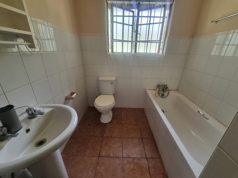 To Let 10 Bedroom Property for Rent in Sea Park KwaZulu-Natal