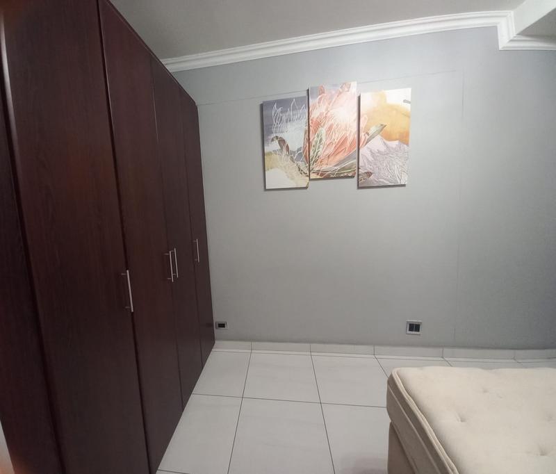 To Let 1 Bedroom Property for Rent in Umhlanga Ridge KwaZulu-Natal