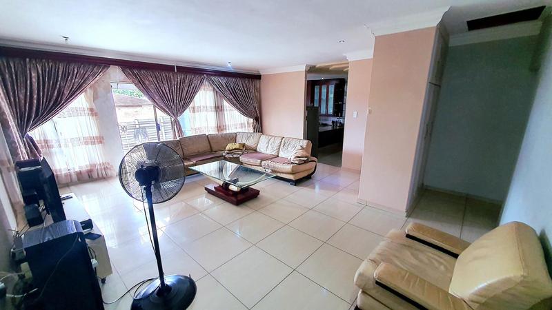 4 Bedroom Property for Sale in Birdswood KwaZulu-Natal