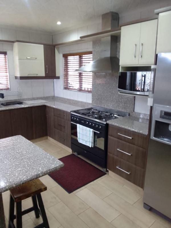 4 Bedroom Property for Sale in Kenville KwaZulu-Natal