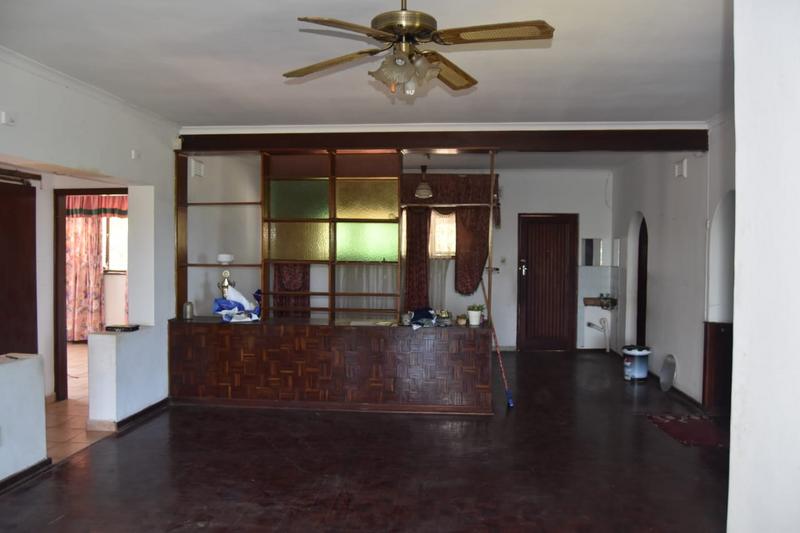 4 Bedroom Property for Sale in Umzinto KwaZulu-Natal