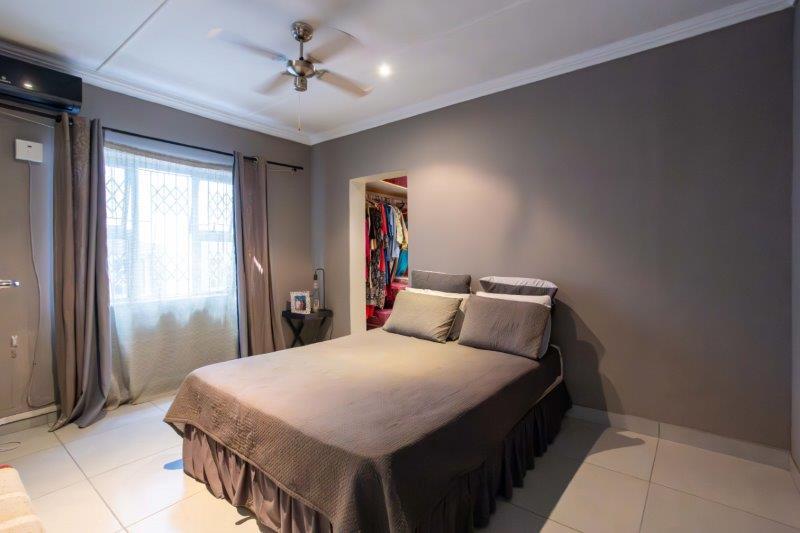 5 Bedroom Property for Sale in Hillary KwaZulu-Natal