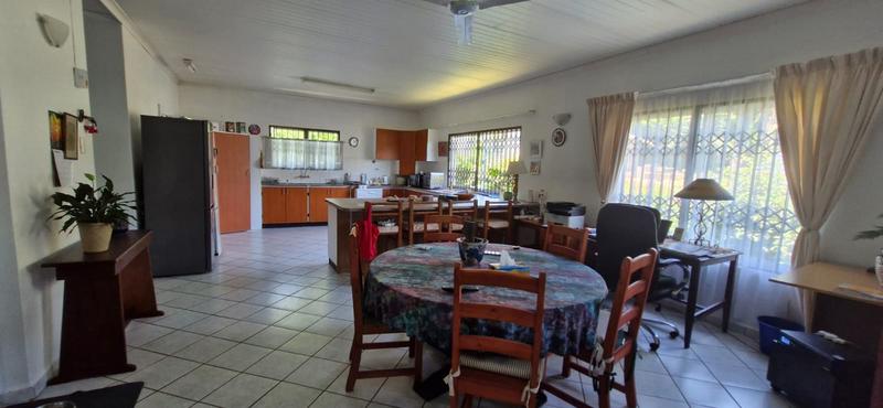 5 Bedroom Property for Sale in Trafalgar KwaZulu-Natal