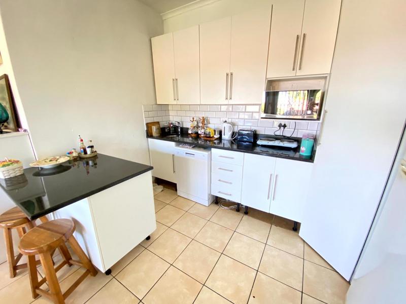 3 Bedroom Property for Sale in Montclair KwaZulu-Natal