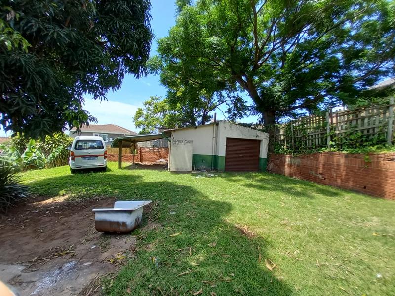 4 Bedroom Property for Sale in Windermere KwaZulu-Natal