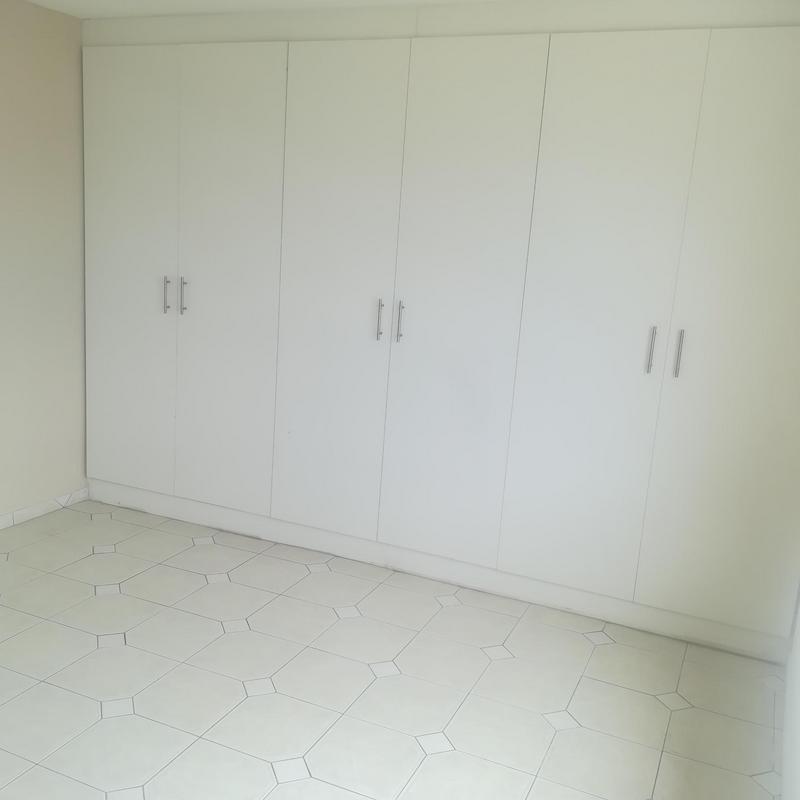 To Let 2 Bedroom Property for Rent in Amanzimtoti KwaZulu-Natal