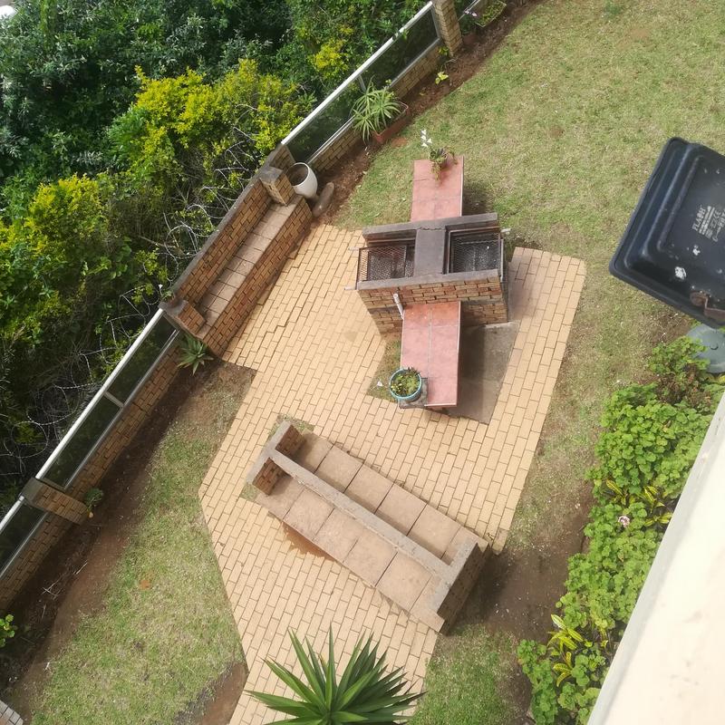 To Let 2 Bedroom Property for Rent in Amanzimtoti KwaZulu-Natal