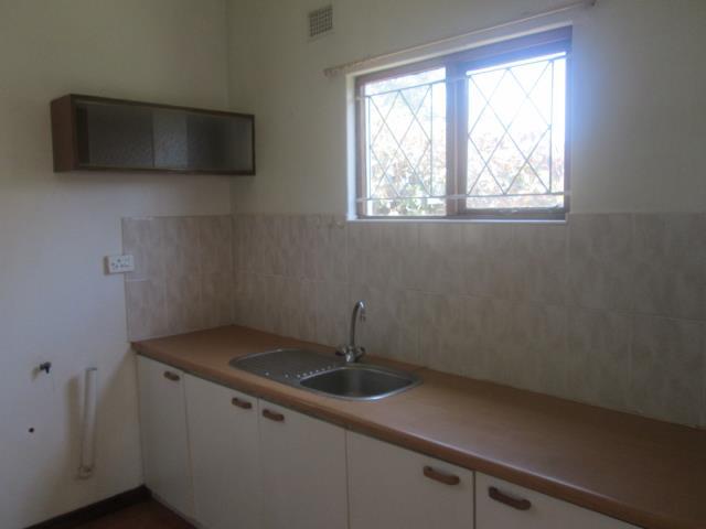 To Let 1 Bedroom Property for Rent in Illovo Beach KwaZulu-Natal