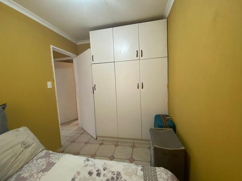 2 Bedroom Property for Sale in Newlands West KwaZulu-Natal