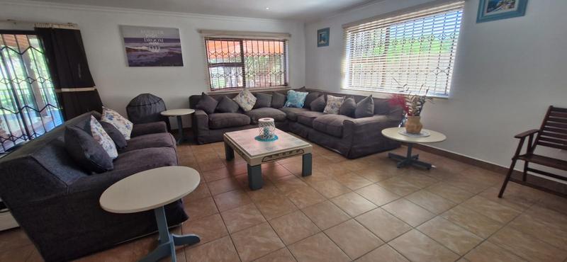 5 Bedroom Property for Sale in Leisure Bay KwaZulu-Natal