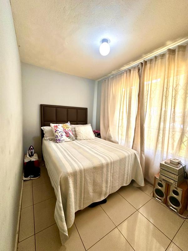 2 Bedroom Property for Sale in Woodhaven KwaZulu-Natal