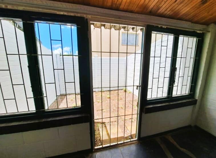 1 Bedroom Property for Sale in Pinetown KwaZulu-Natal