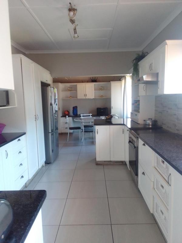 4 Bedroom Property for Sale in Empangeni Central KwaZulu-Natal