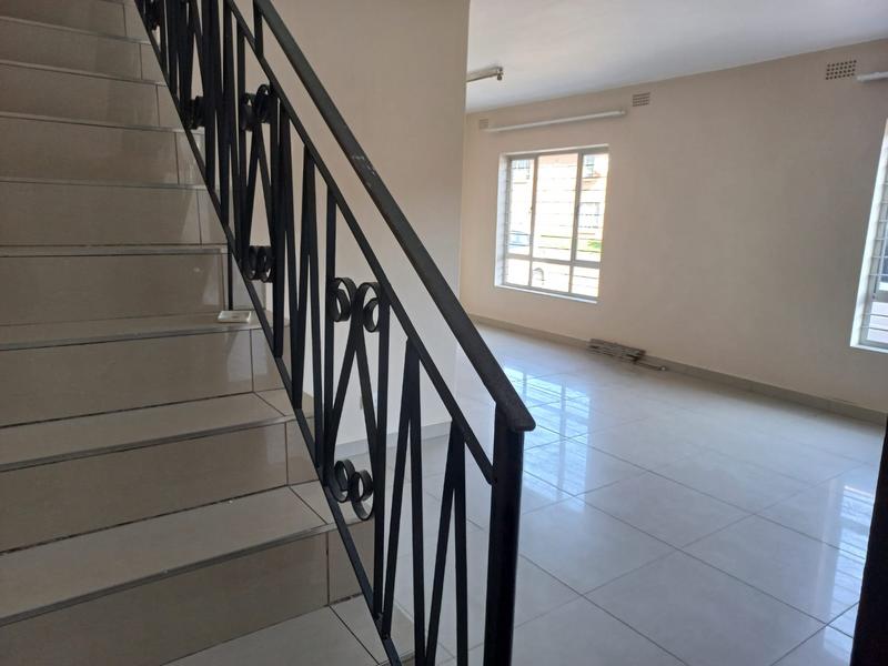 To Let 2 Bedroom Property for Rent in Clare Hills KwaZulu-Natal