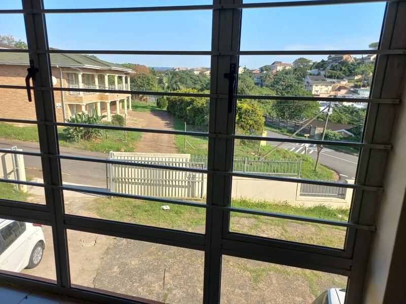To Let 2 Bedroom Property for Rent in Clare Hills KwaZulu-Natal