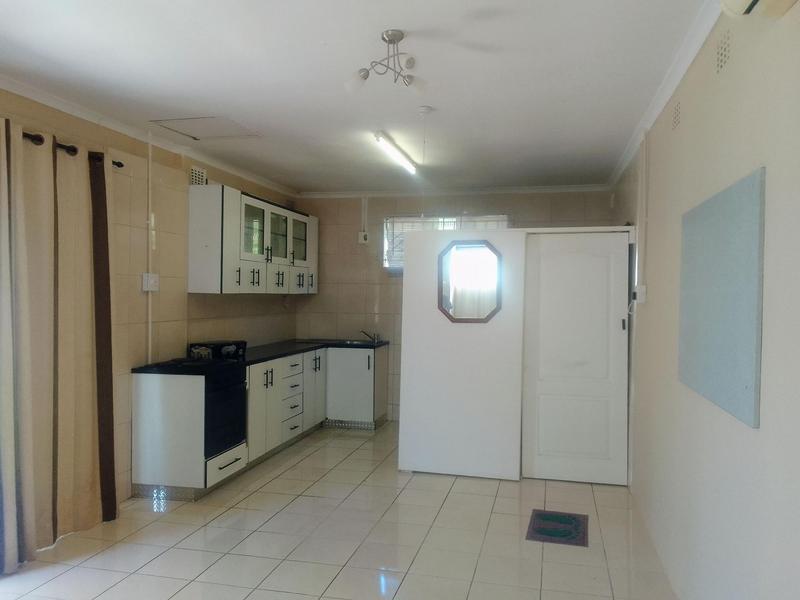 To Let 1 Bedroom Property for Rent in Reservoir Hills KwaZulu-Natal