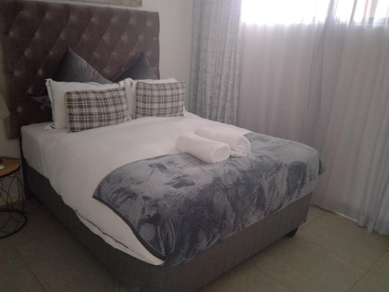 To Let 2 Bedroom Property for Rent in Umhlanga Rocks KwaZulu-Natal
