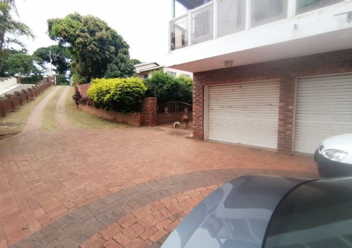 5 Bedroom Property for Sale in Kharwastan KwaZulu-Natal