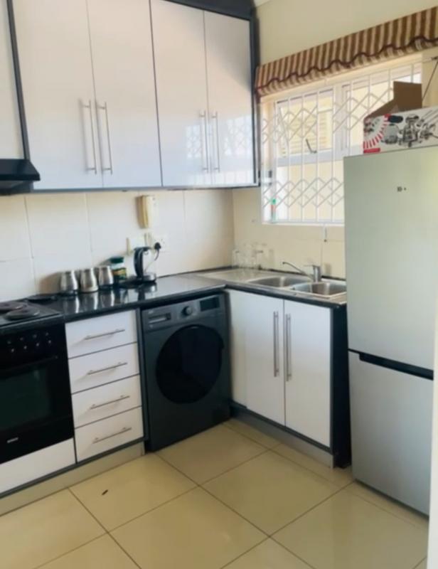 To Let 2 Bedroom Property for Rent in Umhlanga Ridge KwaZulu-Natal