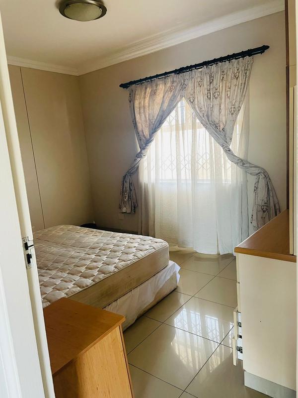 To Let 2 Bedroom Property for Rent in Umhlanga Ridge KwaZulu-Natal