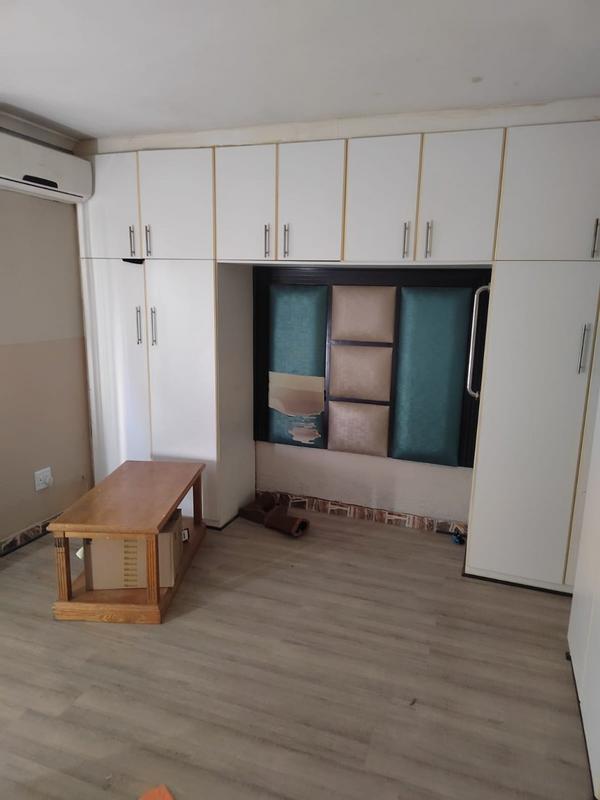 6 Bedroom Property for Sale in Arena Park KwaZulu-Natal