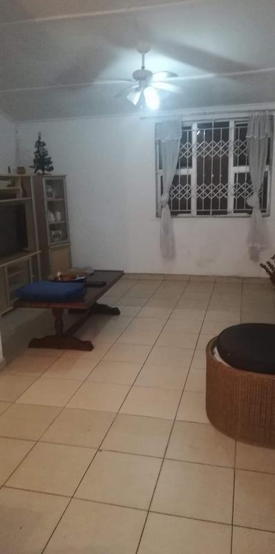 To Let 3 Bedroom Property for Rent in Wentworth KwaZulu-Natal