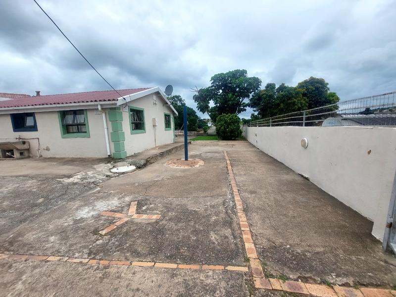 2 Bedroom Property for Sale in Umlazi KwaZulu-Natal