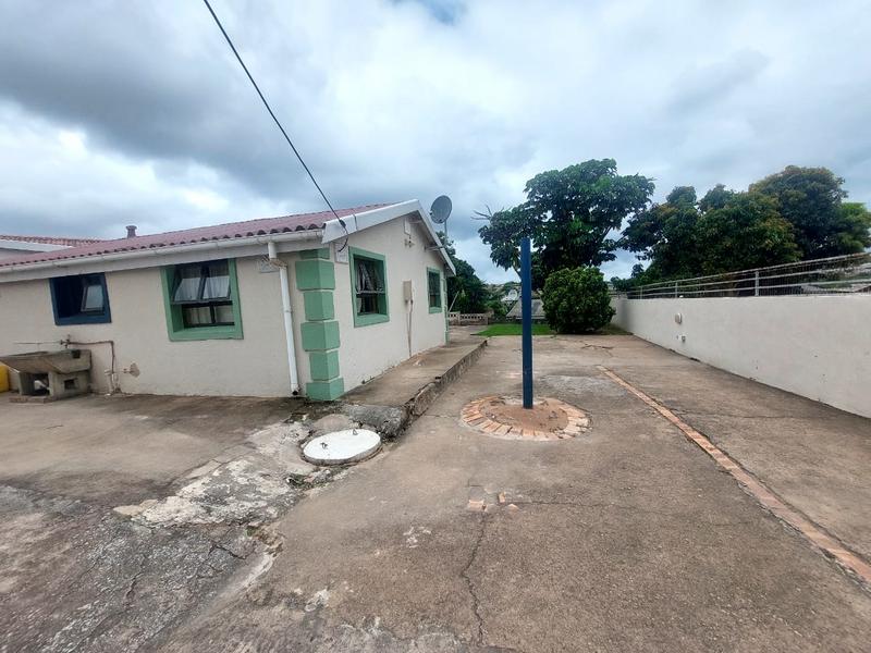 2 Bedroom Property for Sale in Umlazi KwaZulu-Natal