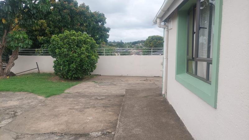 2 Bedroom Property for Sale in Umlazi KwaZulu-Natal