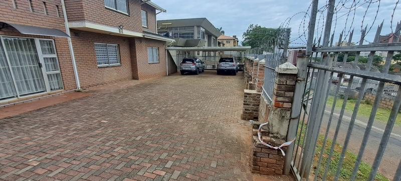 To Let 4 Bedroom Property for Rent in Overport KwaZulu-Natal