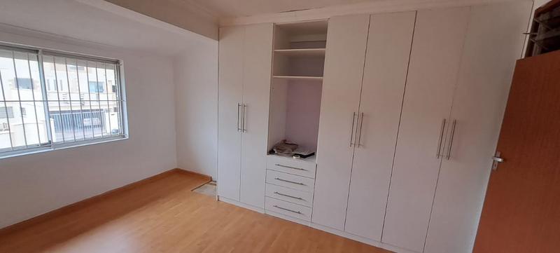 To Let 4 Bedroom Property for Rent in Overport KwaZulu-Natal