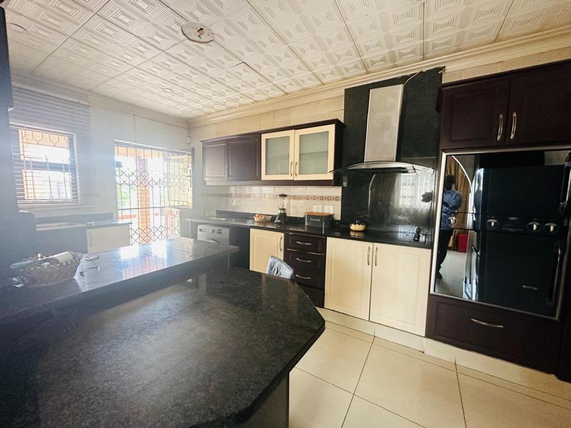 3 Bedroom Property for Sale in Avoca KwaZulu-Natal