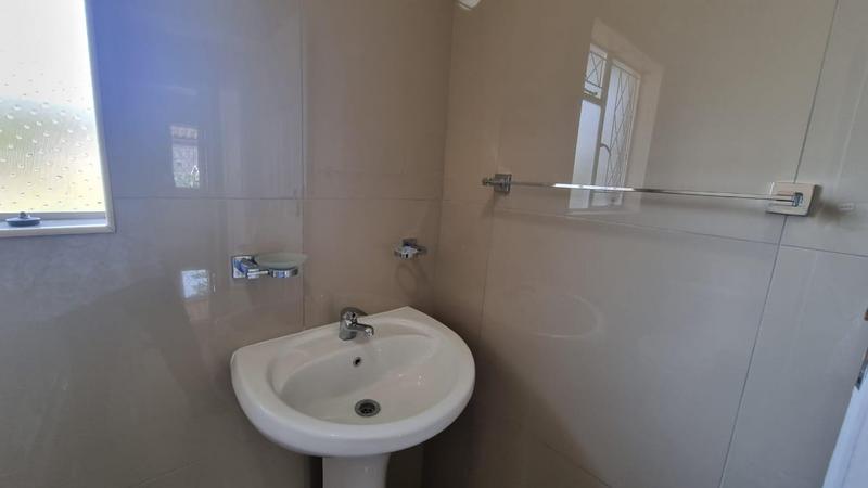 2 Bedroom Property for Sale in Escombe KwaZulu-Natal