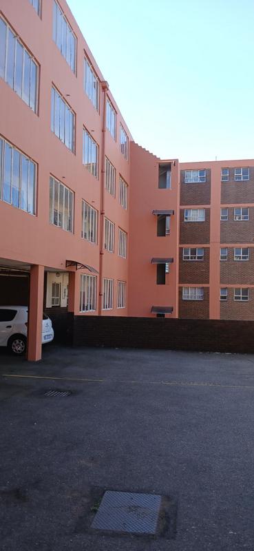 1 Bedroom Property for Sale in Montclair KwaZulu-Natal