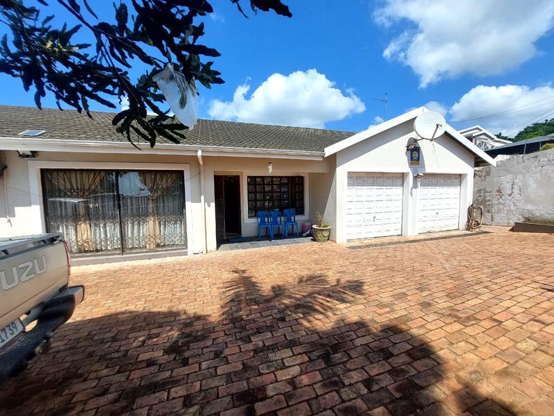 5 Bedroom Property for Sale in Reservoir Hills KwaZulu-Natal