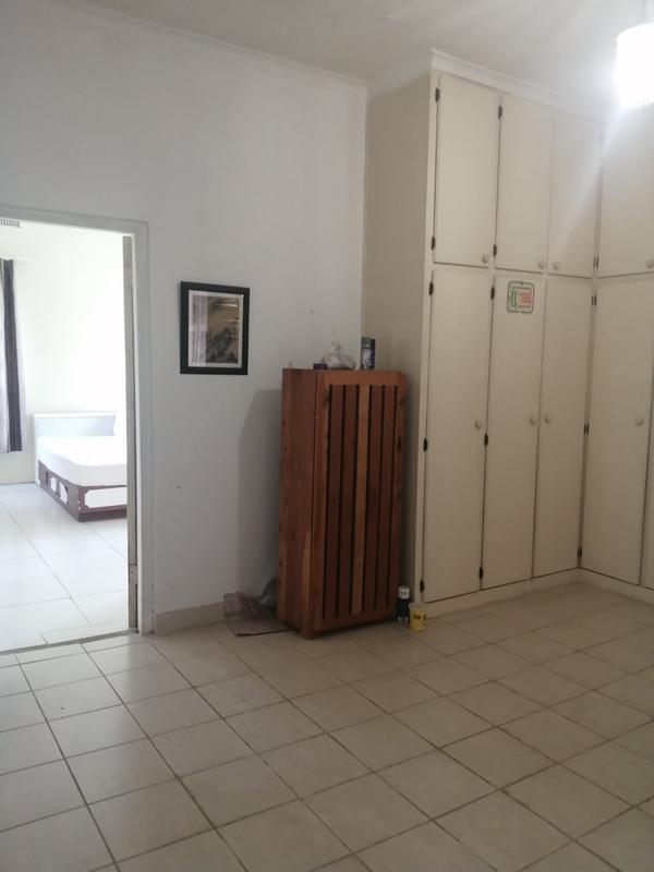8 Bedroom Property for Sale in Cliffdale KwaZulu-Natal
