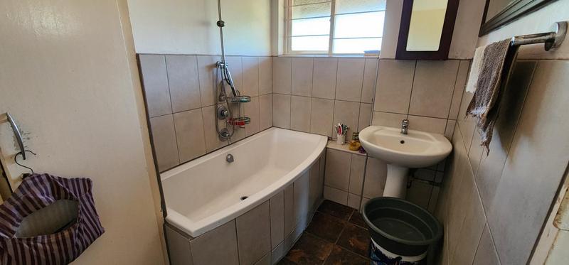 2 Bedroom Property for Sale in Umkomaas KwaZulu-Natal