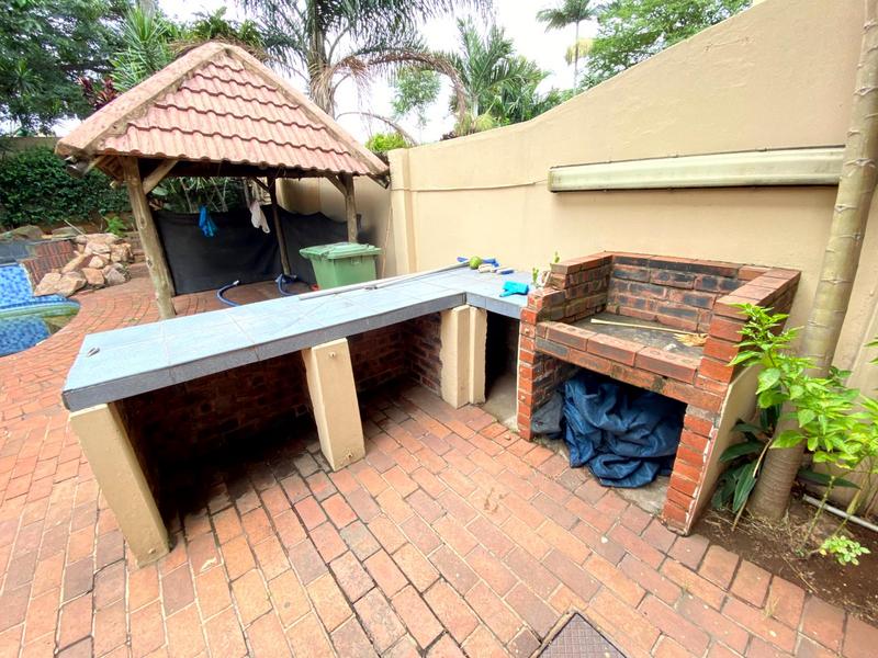 3 Bedroom Property for Sale in Montclair KwaZulu-Natal