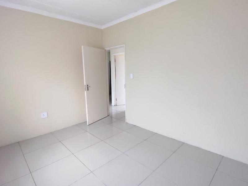 2 Bedroom Property for Sale in Umhlathuze KwaZulu-Natal