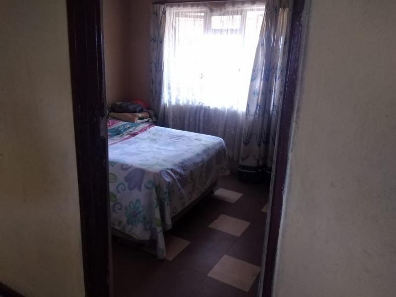 6 Bedroom Property for Sale in Kwadabeka KwaZulu-Natal